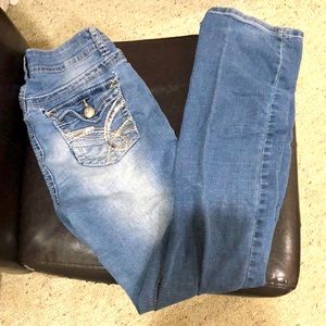 WOMENS SIZE 7, NO BOUNDARIES, BOOTCUT,RHINESTONE POCKET, LIGHT WASH DENIM JEAN